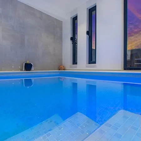 ヴィラ Beachfront Villa, Indoor Heated Pool Stunning View