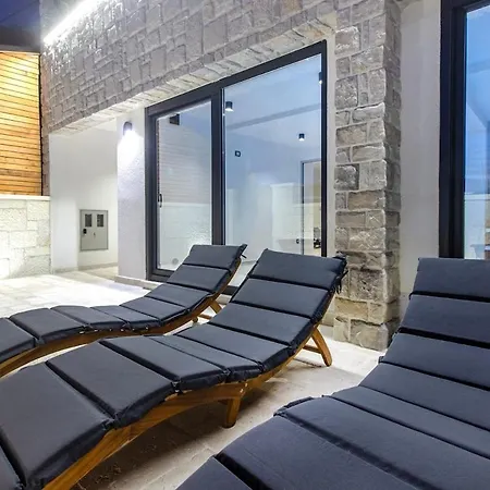 ヴィラ Beachfront Villa, Indoor Heated Pool Stunning View